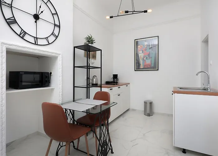 Luan Apartman